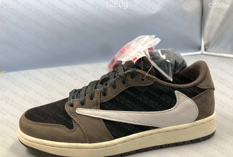 AJ1 TRAVIS DARK MOCHA 7