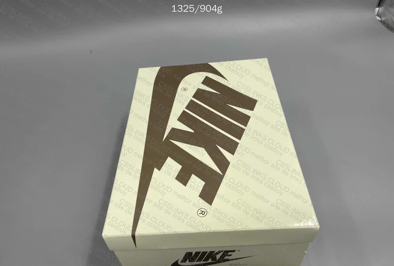 aj1 travis golf ZOK 10