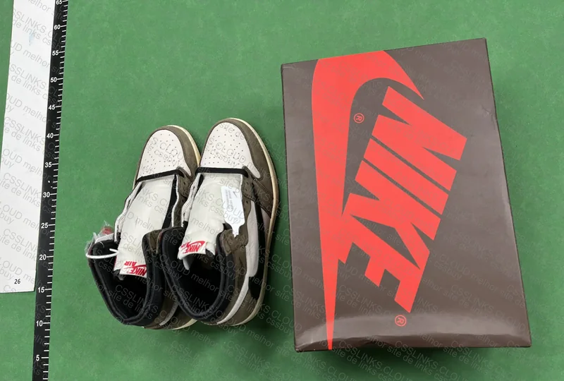 AJ1 TRAVIS HIGH DARK MOCHA