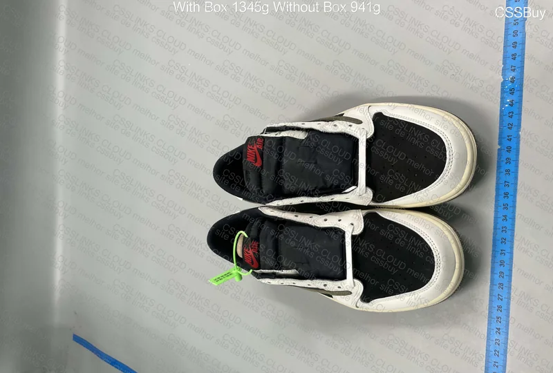 AJ1 TRAVIS MEDIUM OLIVE 2