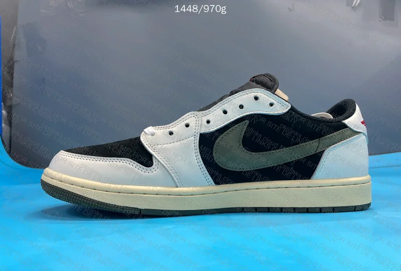 AJ1 Travis Medium Ollive 2