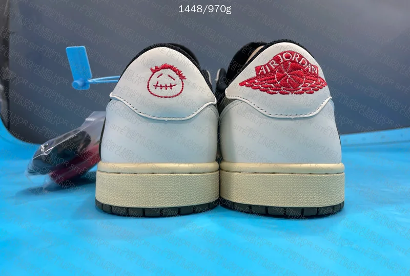AJ1 Travis Medium Ollive 5