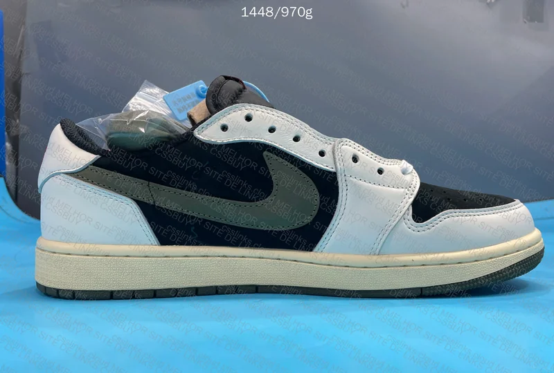 AJ1 Travis Medium Ollive 7