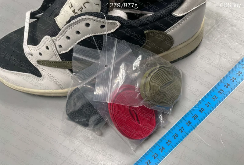 AJ1 TRAVIS OLIVE 3