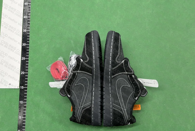 Aj1 Travis Phantom