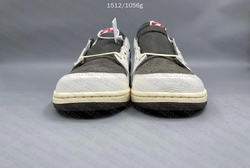 AJ1 Travis Reverse Mocha 4
