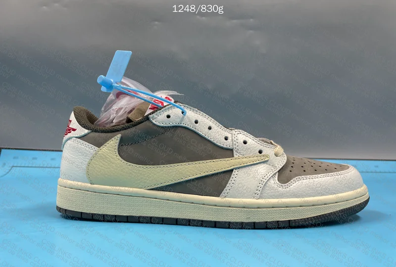 AJ1 Travis Reverse Mocha 4