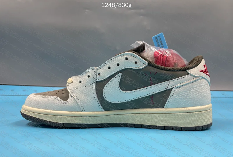 AJ1 Travis Reverse Mocha 7