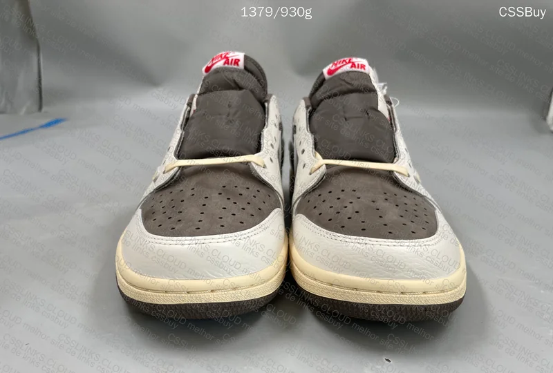 AJ1 Travis Reverse Mocha FQ 5