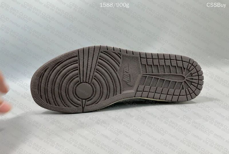 AJ1 Travis Reverse Mocha GL or RL? (Help Please, First Purchase) 4