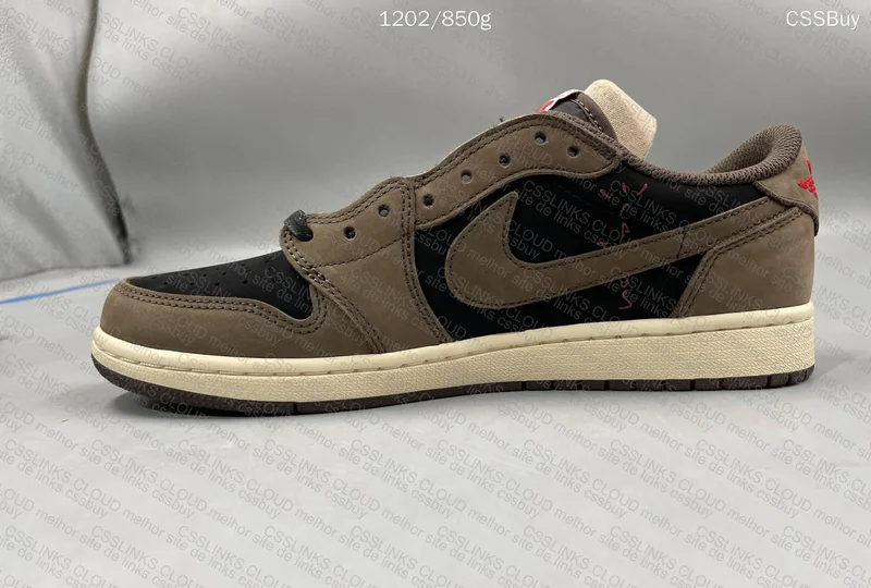 AJ1 Travis Scott 6