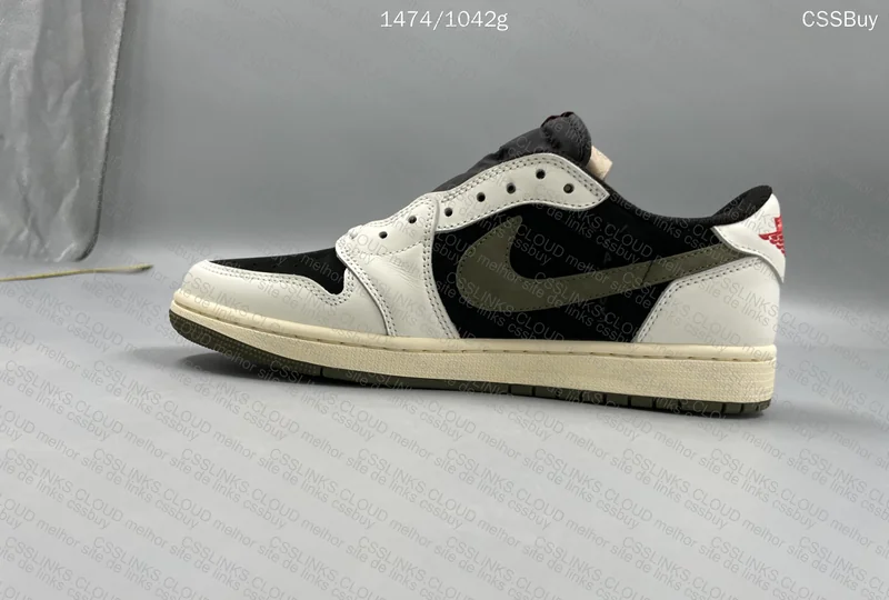 AJ1 Travis Scott 6