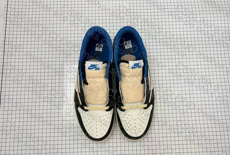 Aj1 travis scott 4