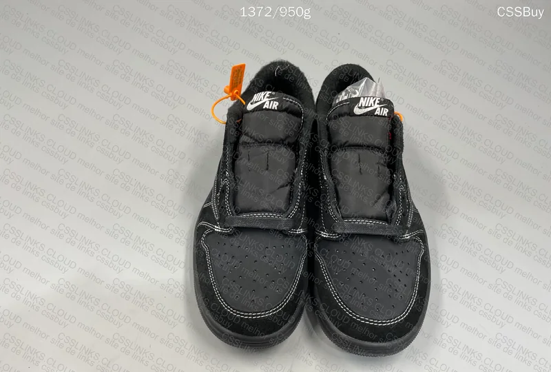 AJ1 TRAVIS SCOTT BLACK PHANTOM