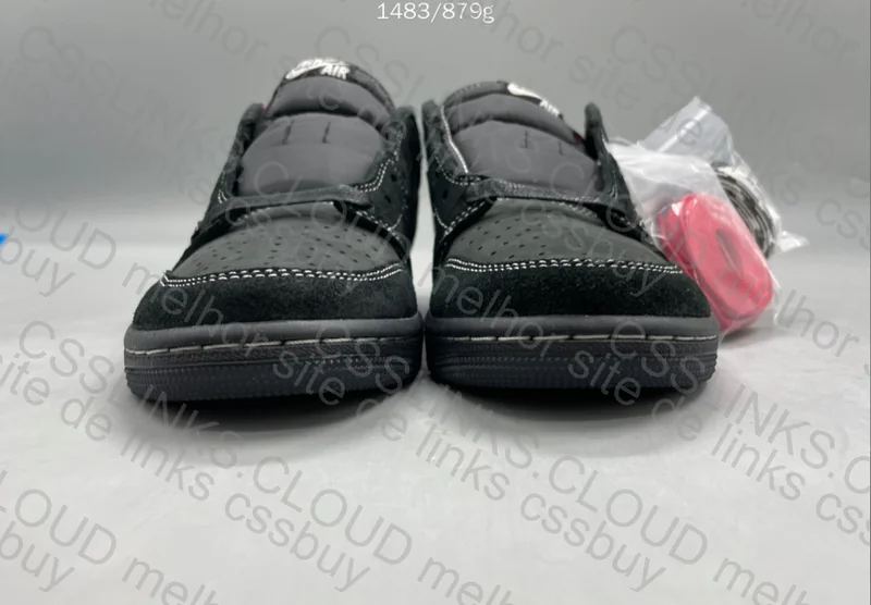 AJ1 Travis Scott Black Phantom FK B precinho 3