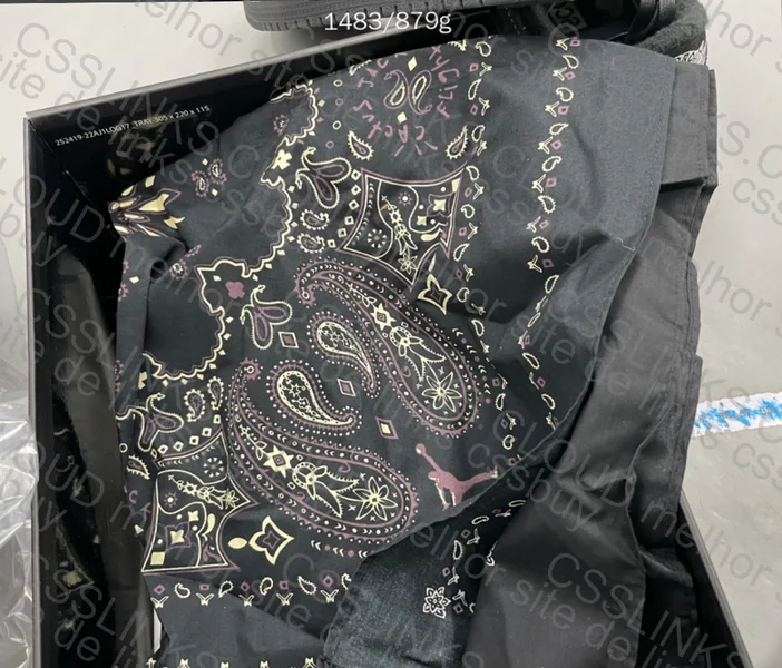 AJ1 Travis Scott Black Phantom FK B precinho 9