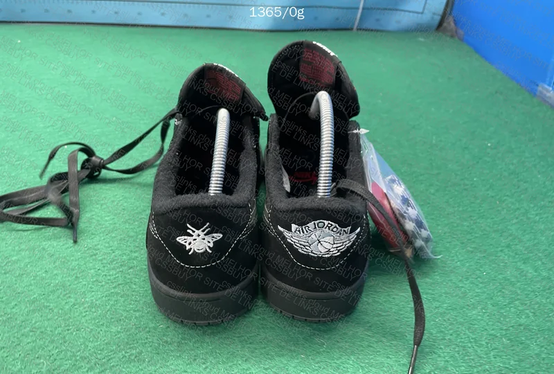 Aj1 travis Scott black phanton 3