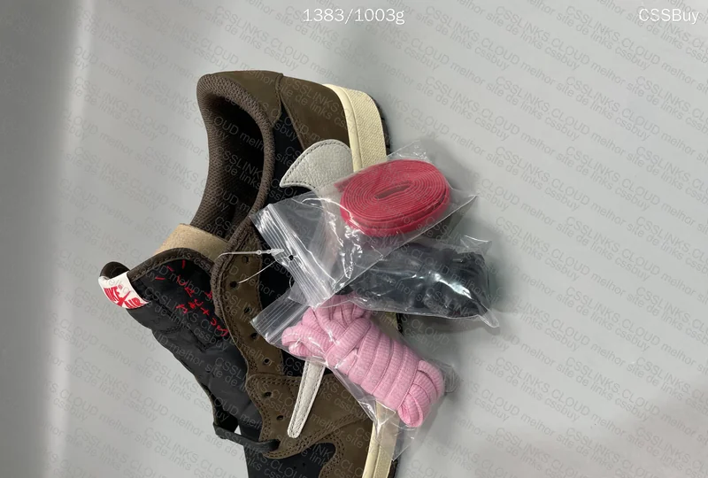 AJ1 Travis Scott Dark Mocha (FK) 2