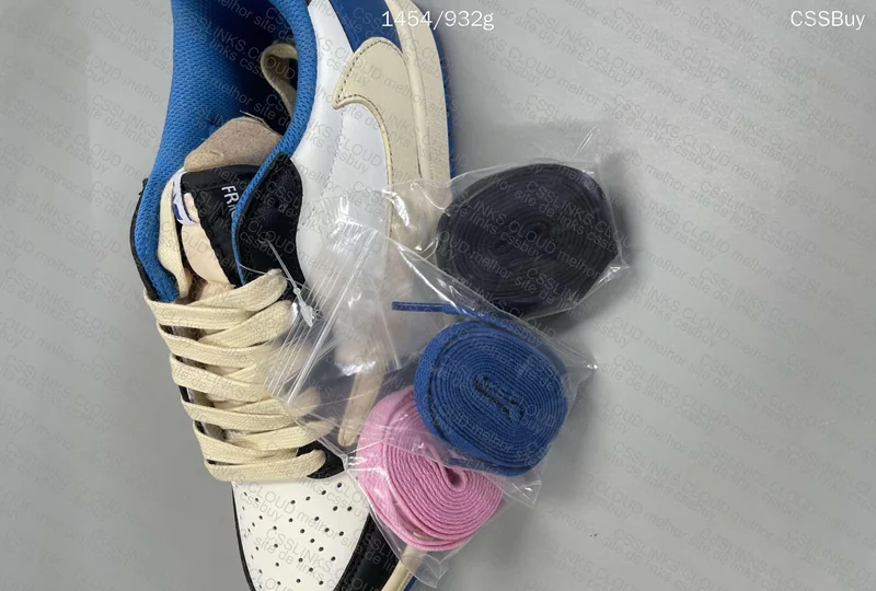 AJ1 Travis Scott Fragment Low 4