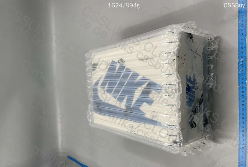 AJ1 Travis Scott Fragment Low - FK 10