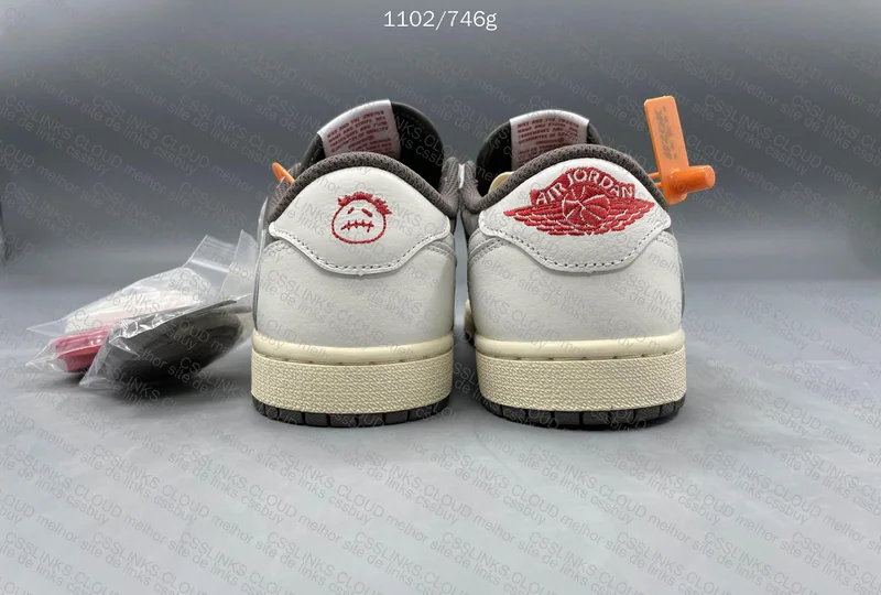 AJ1 Travis Scott Mocha 2