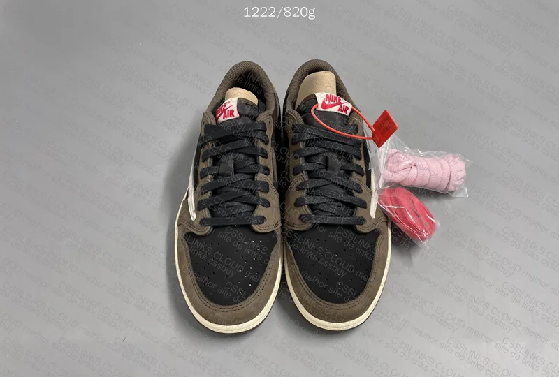 Aj1 Travis Scott Mocha 2