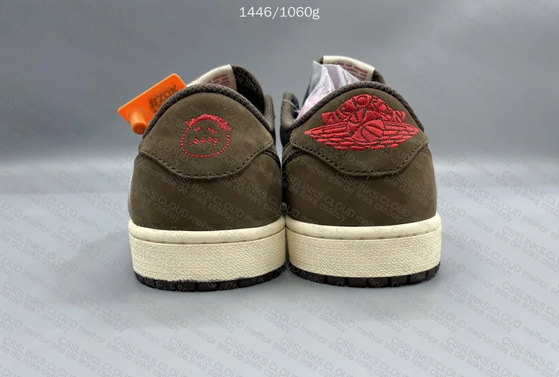 AJ1 Travis Scott Mocha Low 3