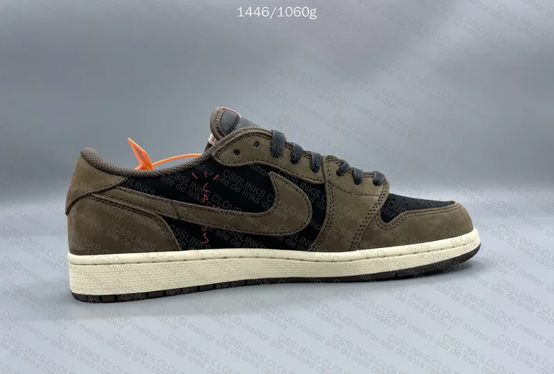 AJ1 Travis Scott Mocha Low 4