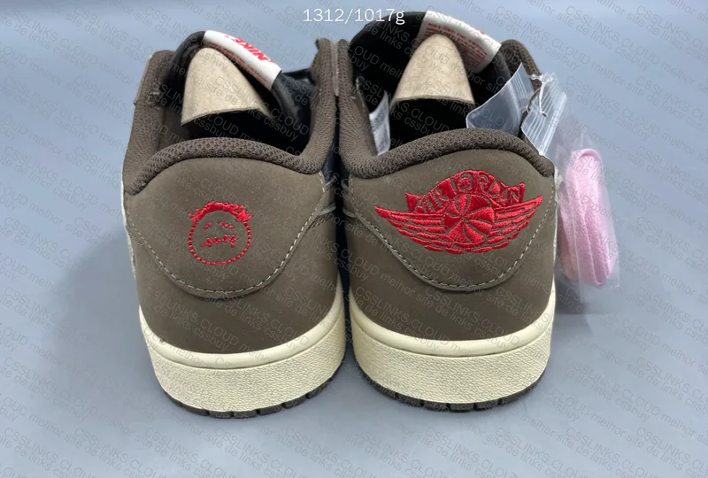 AJ1 Travis Scott Mocha Low (59¥)