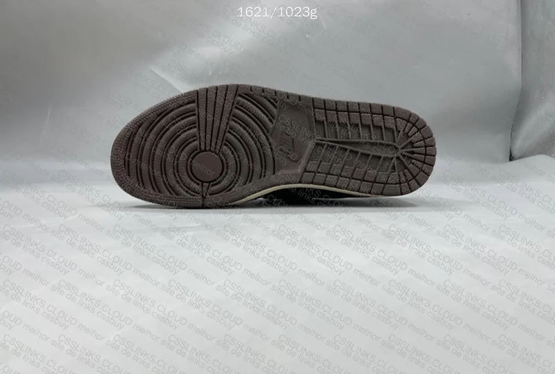 AJ1 Travis Scott Mocha Low ZOK 6