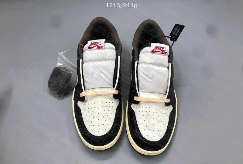 Aj1 Travis Scott mocha Smoosh “Fantasy”