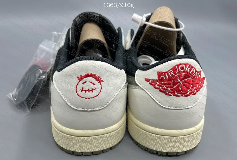 AJ1 Travis Scott OG Low Olive
