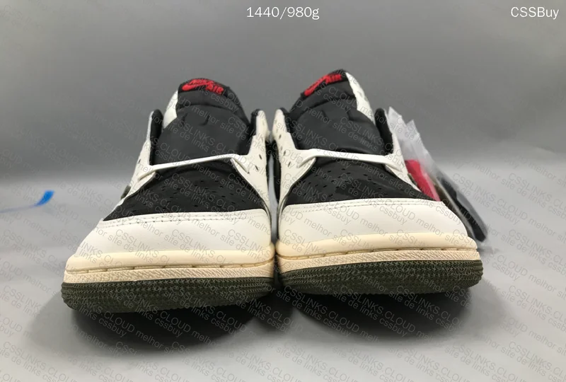 AJ1 TRAVIS SCOTT OLIVE 3