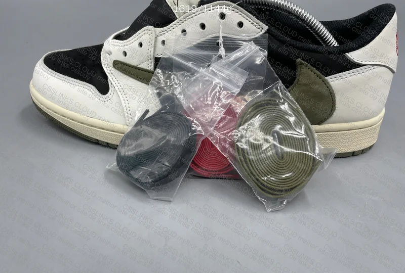 AJ1 Travis Scott Olive 5