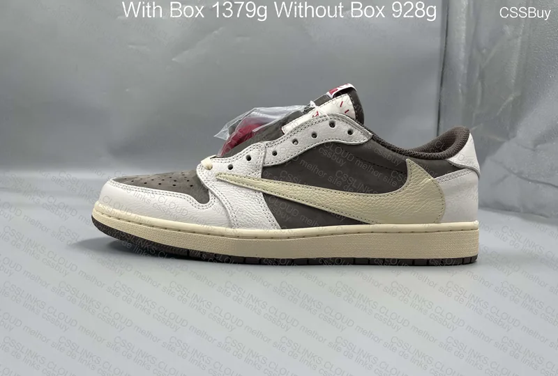 AJ1 Travis Scott Reverse Mocha 2
