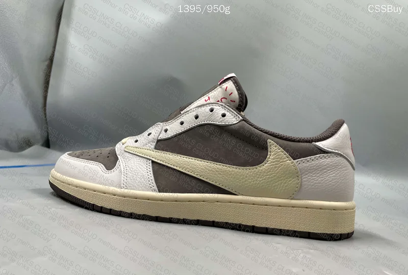 AJ1 TRAVIS SCOTT - REVERSE MOCHA 5