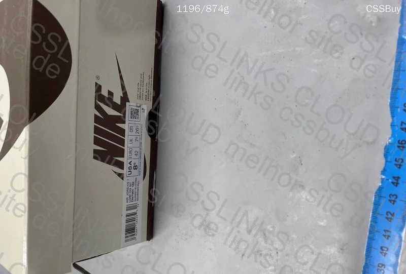 aj1 travis scott reverse mocha 11
