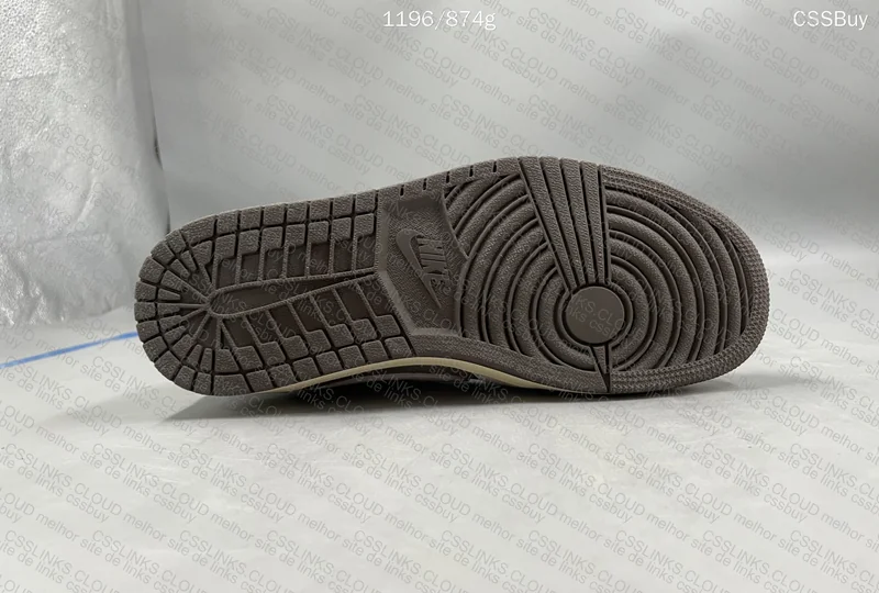 aj1 travis scott reverse mocha 5