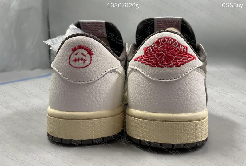 AJ1 Travis Scott reverse mocha 3