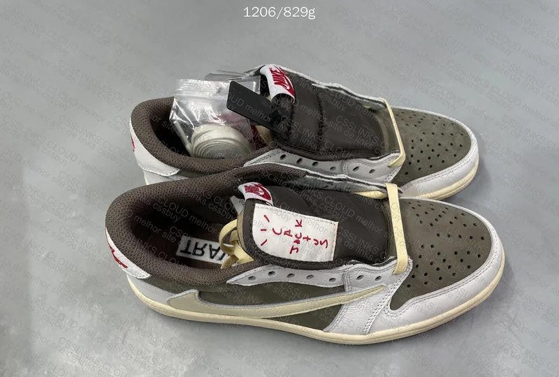 AJ1 Travis Scott Reverse Mocha