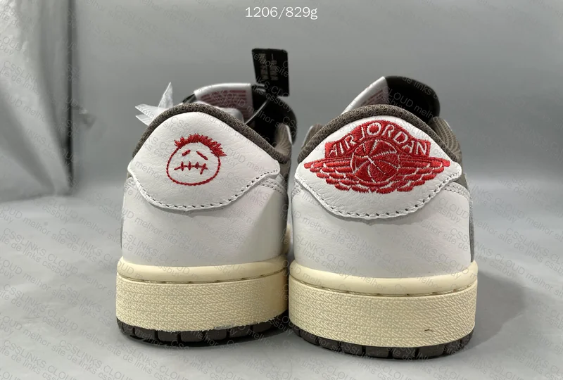 AJ1 Travis Scott Reverse Mocha 3
