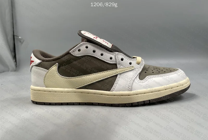 AJ1 Travis Scott Reverse Mocha 4