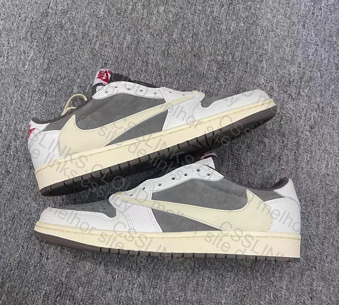 AJ1 Travis Scott reverse mocha 6