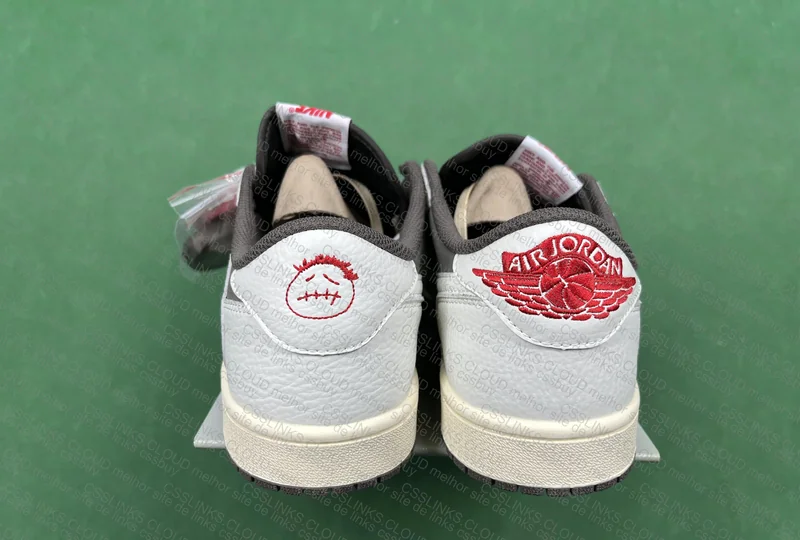 AJ1 Travis Scott Reverse Mocha Pk
