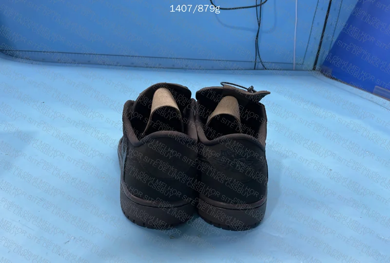 AJ1 travis scott velvet brown 2