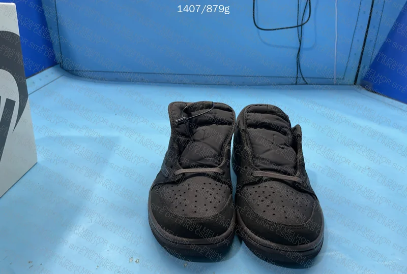 AJ1 travis scott velvet brown 4