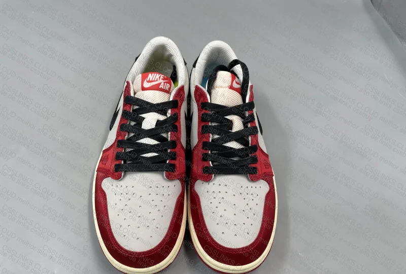 aj1 trophy room