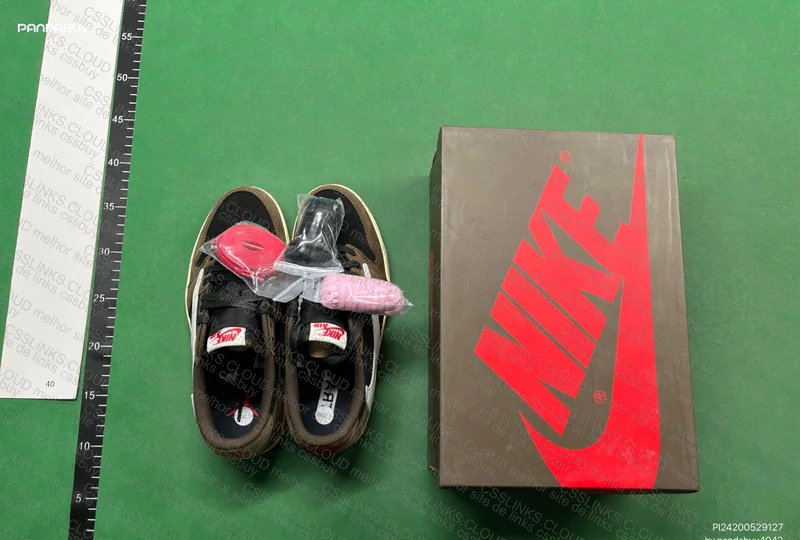Aj1 TS DARK Mocha