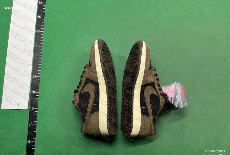 Aj1 TS DARK Mocha 4