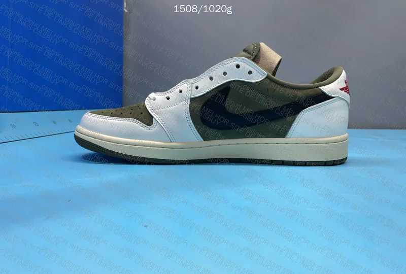 AJ1 TS Medium Olive - Help 4
